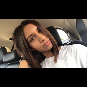 Meet your Posher, Alexandria
